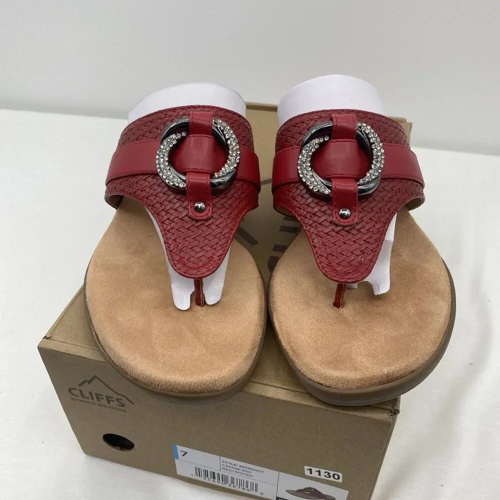 CLIFFS BY WHITE MOUNTAIN Women's Benedict Mini Wedge Sandal, Red/Woven, 7